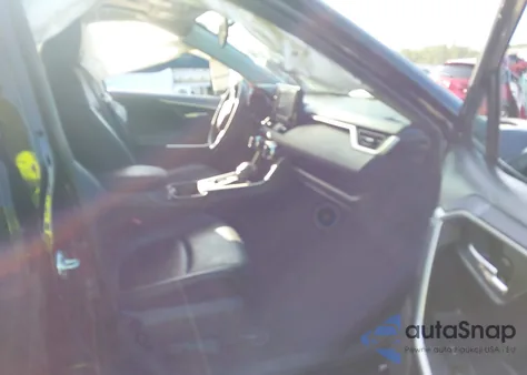 2021 Toyota Rav4 Xle Premium from USA, damaged, VIN 2T3C1RFVXMC127990